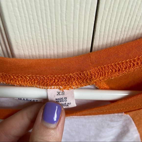 Orange and white tee - Picture 2 of 3